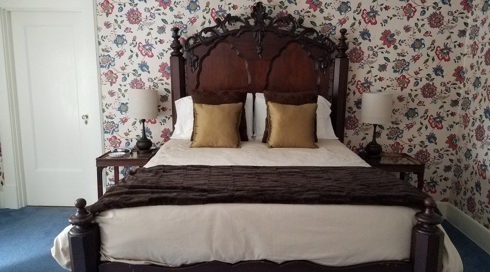 Windflower Inn Грейт-Баррингтон Экстерьер фото